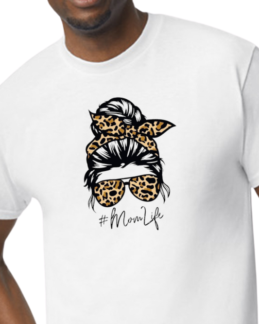 Mom Life T-shirt - 50/50 Blend